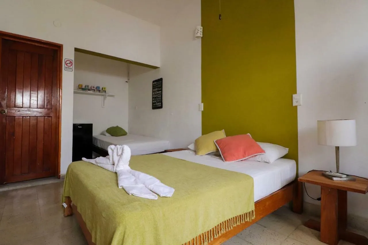 Wabi Hostel Playa del Carmen México